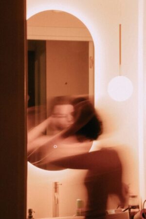 Mujer en el espejo